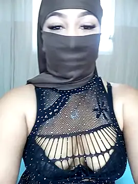 Kendra Kait online show from 01/17/25, 06:02