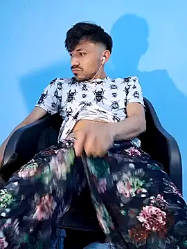 charlesss19 online show from 03/20/25, 06:52