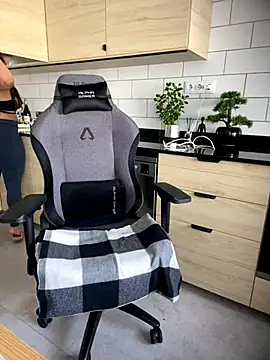 brazilianbbinuk online show from 10/09/25, 12:36