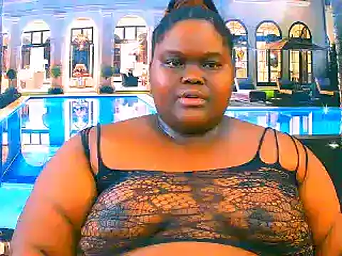 EbonyHotBuns online show from 04/01/26, 11:00