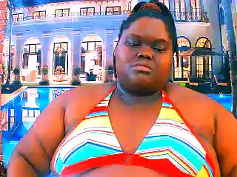 EbonyHotBuns online show from 04/17/26, 09:45