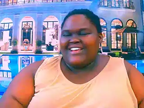 EbonyHotBuns online show from 05/16/26, 10:36