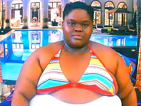 Snapshot of EbonyHotBuns chatting on 07/17/26, 11:31 EbonyHotBuns online show from 07/17/26, 11:31