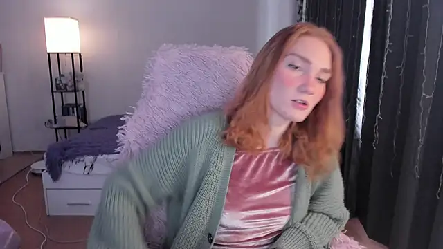 Snapshot of ReddHotPipper chatting on 03/03/26, 03:34 ReddHotPipper online show from 03/03/26, 03:34