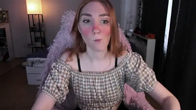 Snapshot of ReddHotPipper chatting on 03/09/26, 03:43 ReddHotPipper online show from 03/09/26, 03:43