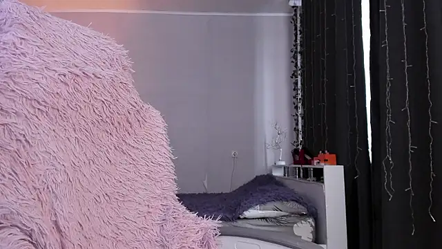 ReddHotPipper online show from 03/27/26, 08:26