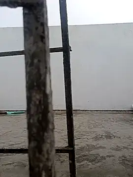 nick05inch online show from 09/13/25, 12:16