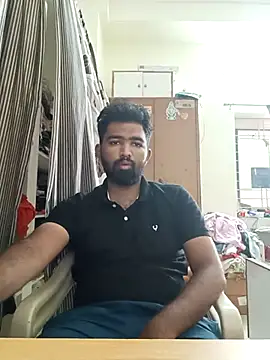 Snapshot of nick05inch chatting on 06/19/26, 12:31 nick05inch online show from 06/19/26, 12:31