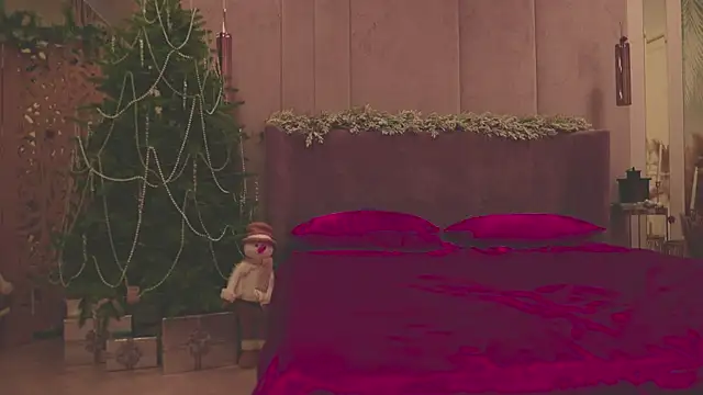 Smiley Mia online show from 01/14/26, 07:03