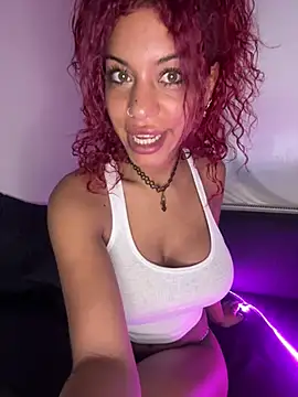 Snapshot of AlyssaHottv_ chatting on 02/10/25, 10:09 AlyssaHottv  online show from 02/10/25, 10:09