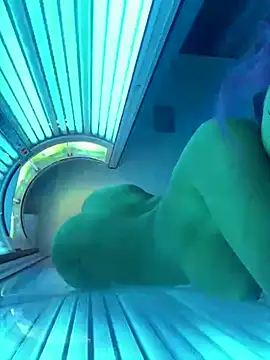 Snapshot of AlyssaHottv_ chatting on 02/11/25, 03:29 AlyssaHottv  online show from 02/11/25, 03:29