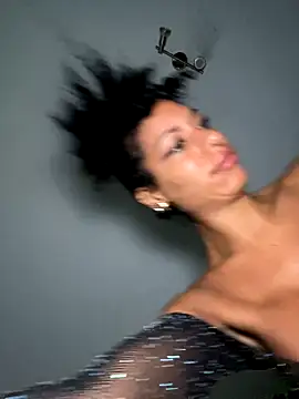 Snapshot of AlyssaHottv_ chatting on 09/10/25, 09:53 AlyssaHottv  online show from 09/10/25, 09:53