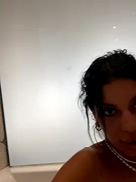 Snapshot of AlyssaHottv_ chatting on 09/23/25, 09:12 AlyssaHottv  online show from 09/23/25, 09:12