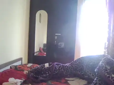 Snapshot of manvi199407 chatting on 12/08/24, 10:19 manvi199407 online show from 12/08/24, 10:19