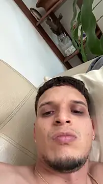 ArturoDelgado1 online show from 04/16/26, 05:25