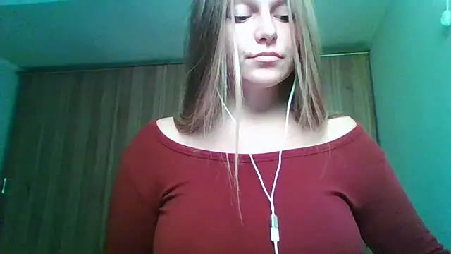 Snapshot of Evasapples chatting on 11/03/25, 09:38 Evasapples online show from 11/03/25, 09:38