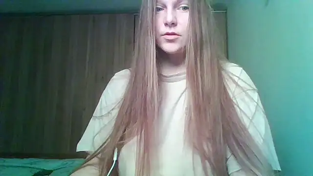 Snapshot of Evasapples chatting on 02/15/26, 12:36 Evasapples online show from 02/15/26, 12:36