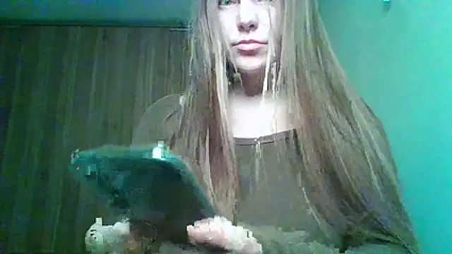 Snapshot of Evasapples chatting on 02/24/26, 11:14 Evasapples online show from 02/24/26, 11:14