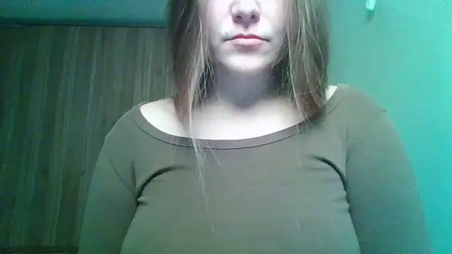 Snapshot of Evasapples chatting on 03/14/26, 11:43 Evasapples online show from 03/14/26, 11:43