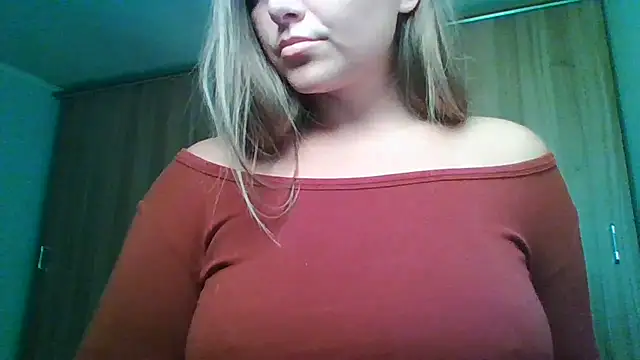 Evasapples online show from 07/11/26, 02:31