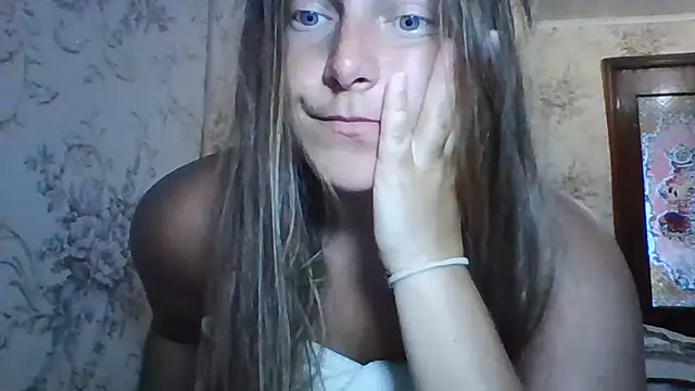Evasapples online show from 07/16/26, 09:26