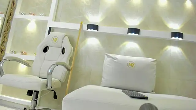 dorothy vegga online show from 03/19/25, 01:18