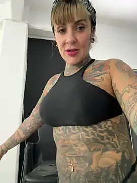 remyflux666 online show from 02/25/26, 04:33