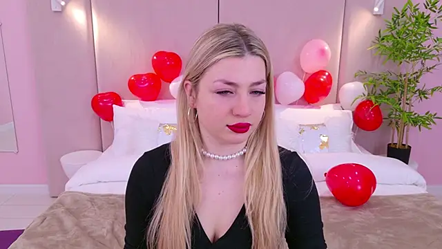 Snapshot of HelenaMorgan chatting on 02/12/25, 06:08 HelenaMorgan online show from 02/12/25, 06:08