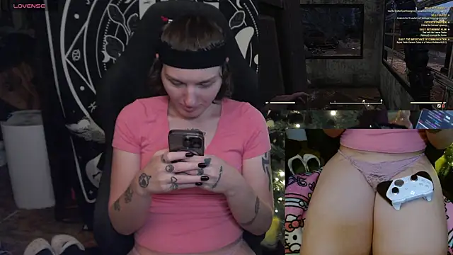 BrandiWRLD 999 online show from 01/18/25, 11:33