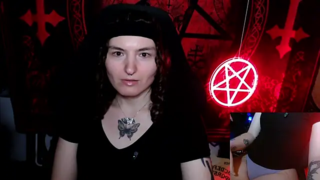 BrandiWRLD 999 online show from 10/15/25, 06:30