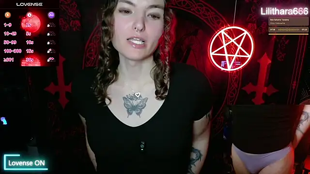 BrandiWRLD 999 online show from 11/04/25, 01:38