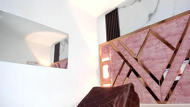 tifany bigdick online show from 09/18/25, 06:43