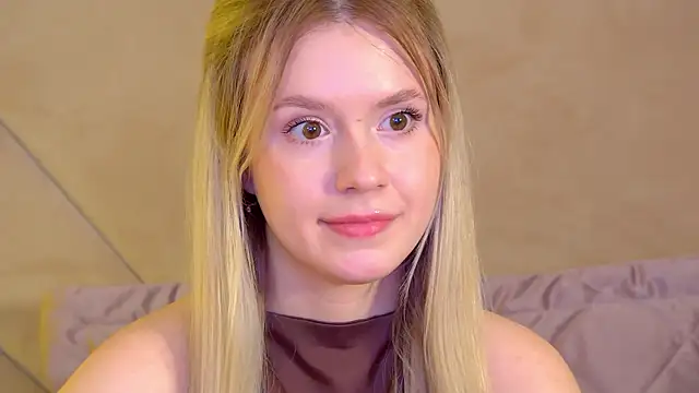 MilanaBalmain online show from 01/13/26, 04:34