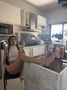 dreamgirls100 online show from 12/31/24, 06:37