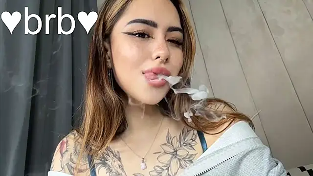 baby  kim online show from 11/23/25, 04:45