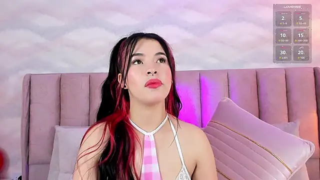 im nika  online show from 02/27/25, 04:32