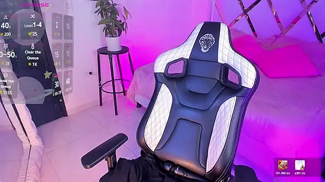 sexyy kitty18 online show from 04/05/26, 03:20