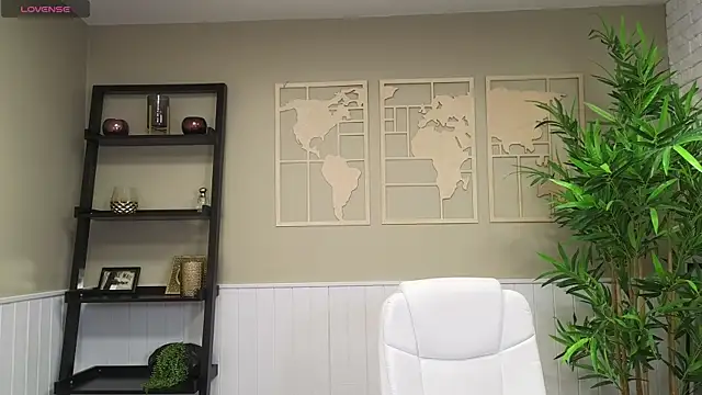 LadyLeea online show from 01/15/25, 08:41