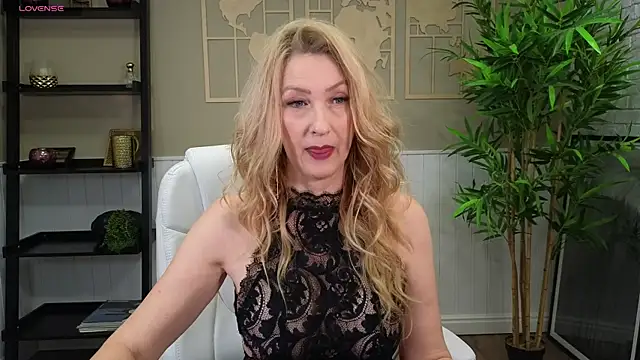 LadyLeea online show from 01/22/25, 05:26