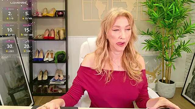 LadyLeea online show from 03/28/26, 05:51