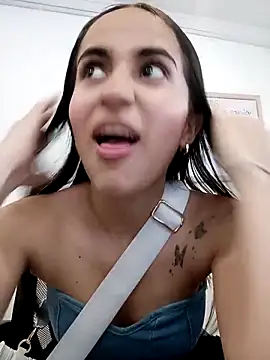 Mia Fischer online show from 10/11/25, 07:12