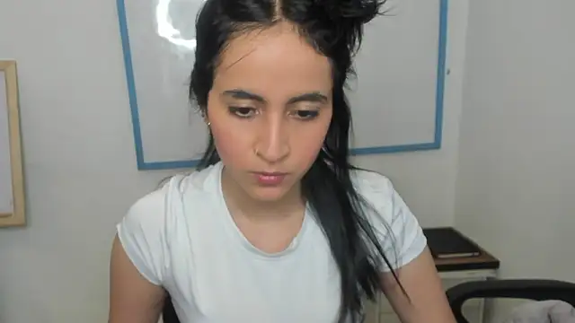 Mia Fischer online show from 02/23/26, 11:40