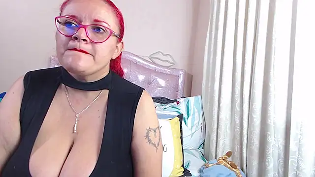 Snapshot of VickyColleman chatting on 01/31/25, 03:00 VickyColleman online show from 01/31/25, 03:00