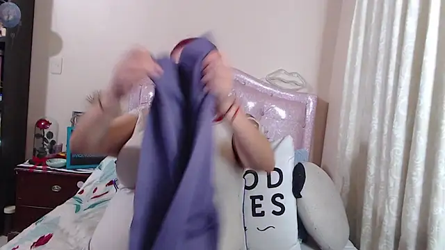 Snapshot of VickyColleman chatting on 03/15/25, 10:03 VickyColleman online show from 03/15/25, 10:03