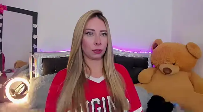 JanneKim online show from 02/07/25, 08:31