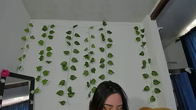 JanneKim online show from 11/13/25, 07:46