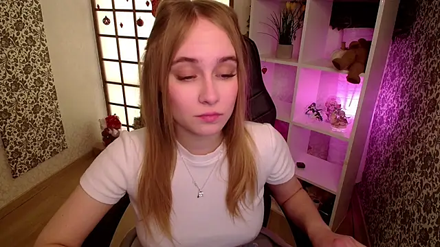 LianaBright online show from 01/23/25, 02:02