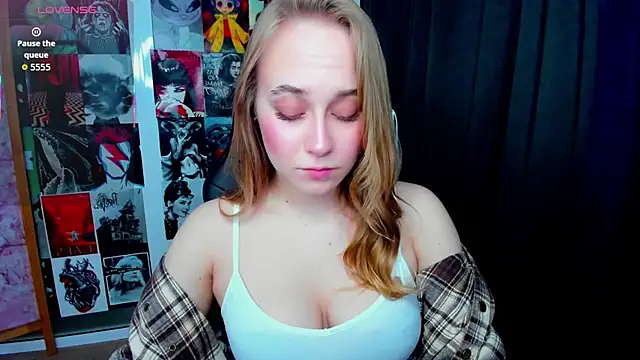 LianaBright online show from 04/09/26, 04:56