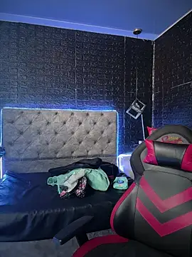 Paloma  LS online show from 11/22/25, 07:46