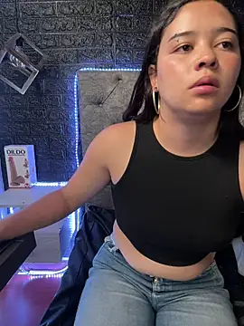 Paloma  LS online show from 04/20/26, 02:31